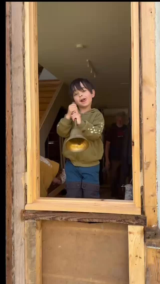 Wwoofer @carolineallieri lämnade gården för nya äventyr idag. Filmen är hennes sammanfattning av vistelsen. Tack för besöket och lycka till på nästa ställe😀. #wwoof #wwoofsweden